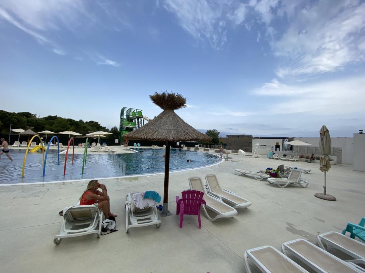 Mobil-Home Confort Tv Clim Narbonne-Plage Esterno foto